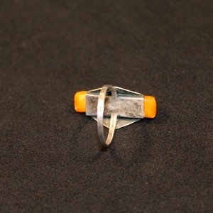 Baltic amber finger ring in silver